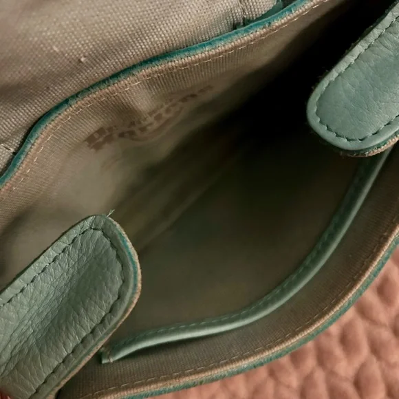 Dr. Martens Teal Green Genuine Leather Crossbody Saddle BAG Satchel - Picture 11 of 14